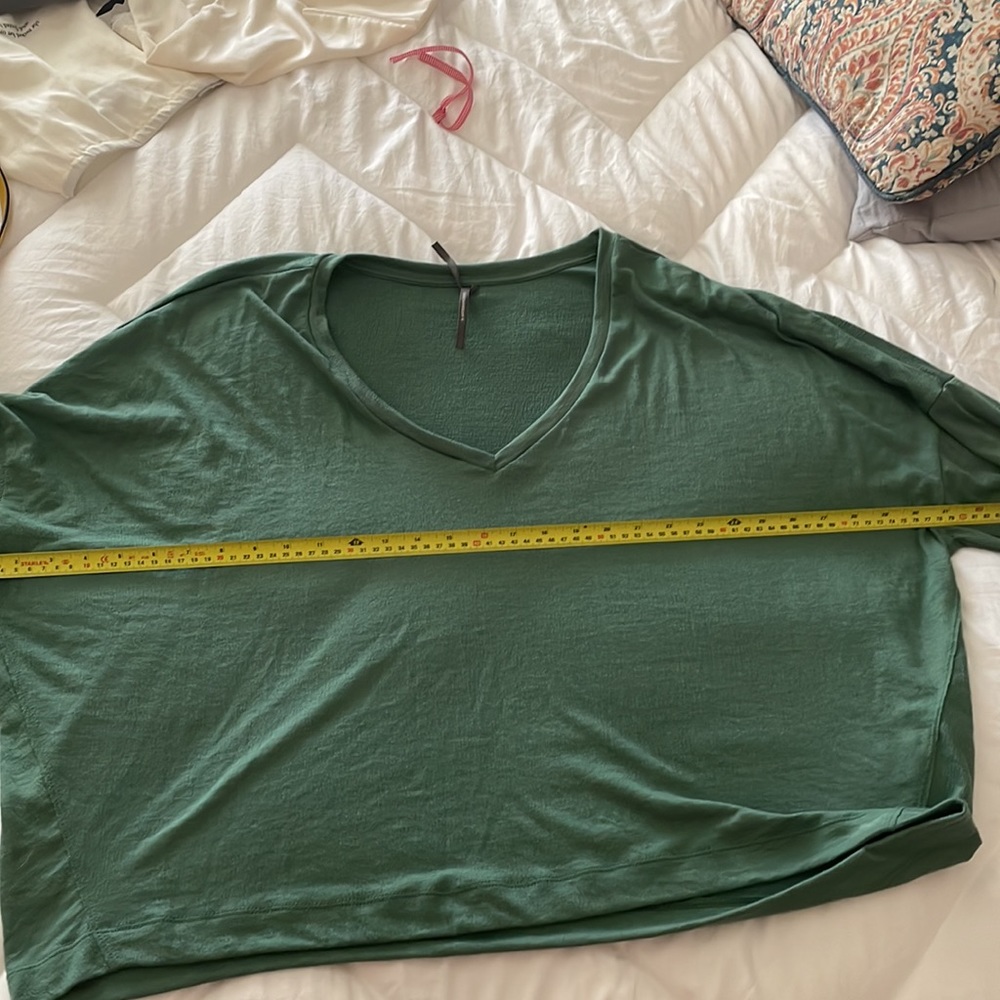 Green Long Sleeve Anthropologie Top - Picture 5 of 5
